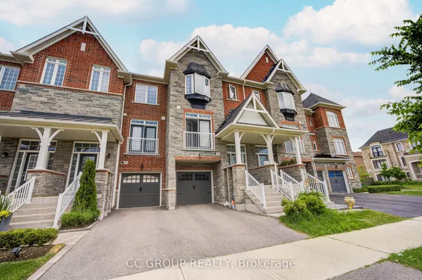 138 Farooq Boulevard S — photo 2