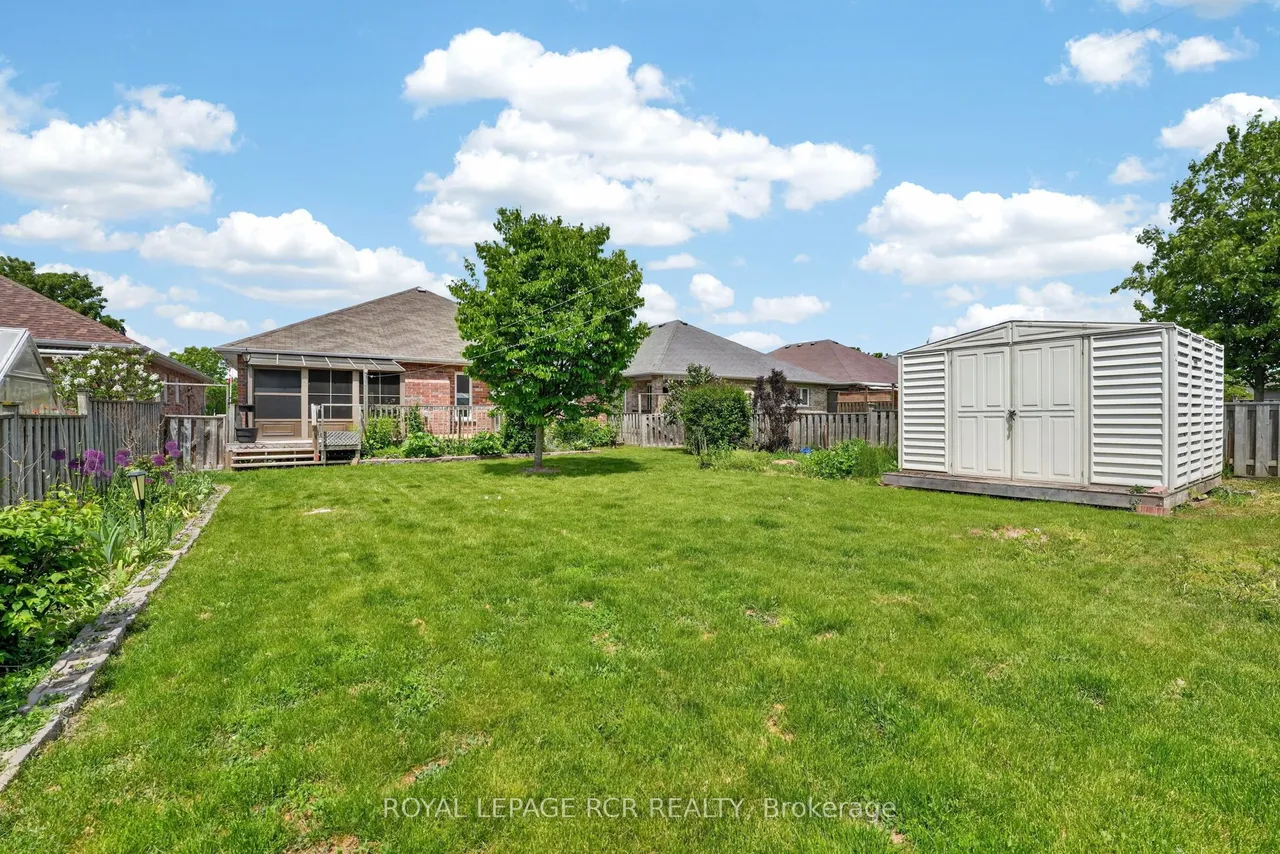 71 Elmwood Avenue — photo 43