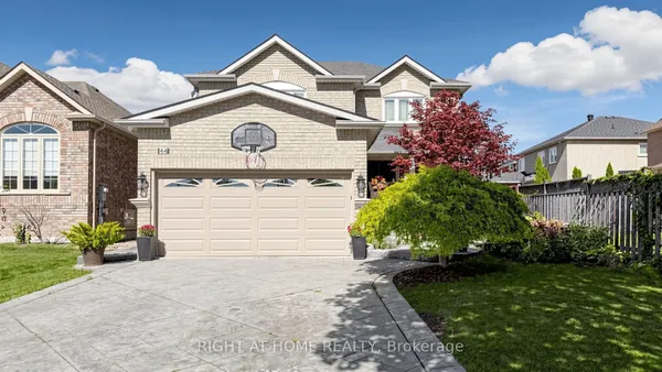 44 Robertson Close — photo 2