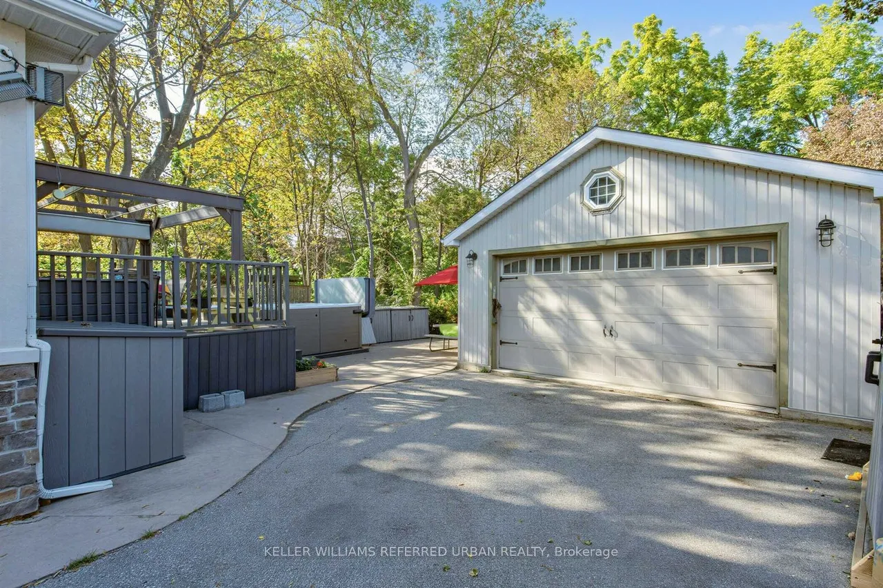 12 Railway Street — photo 48