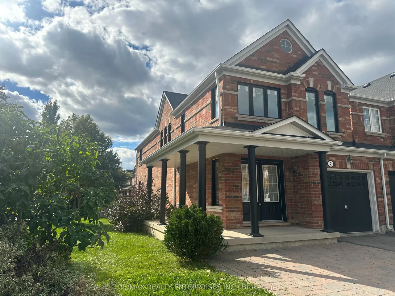 2 Summit Drive — photo 3