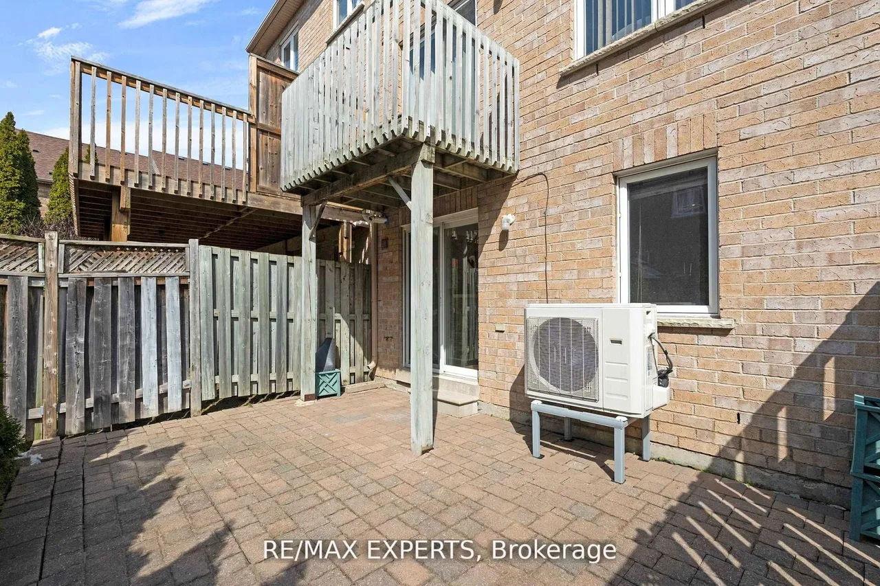 19 Foxchase Avenue, Unit 61 — photo 35
