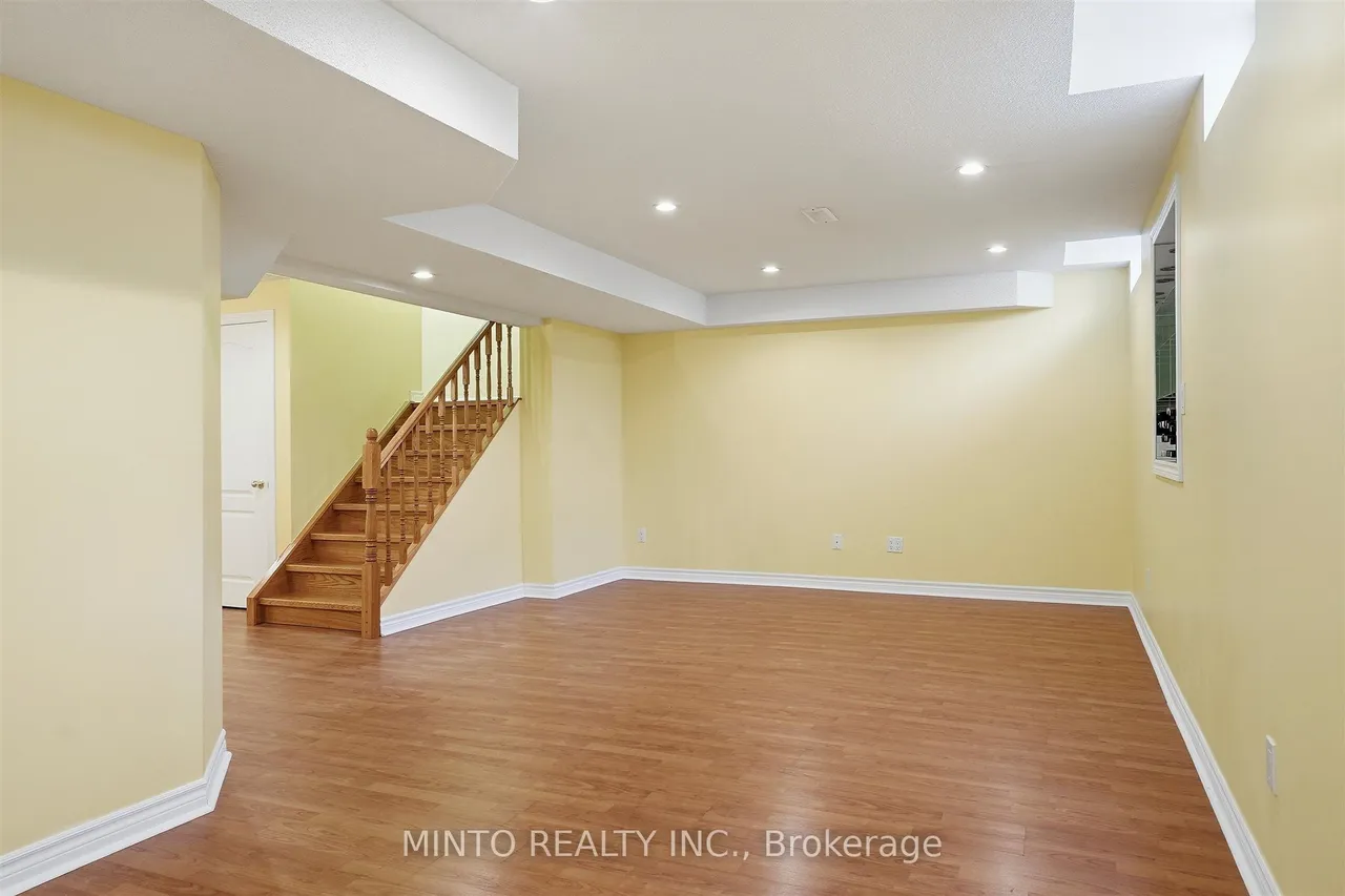 64 Willow Heights Boulevard — photo 48