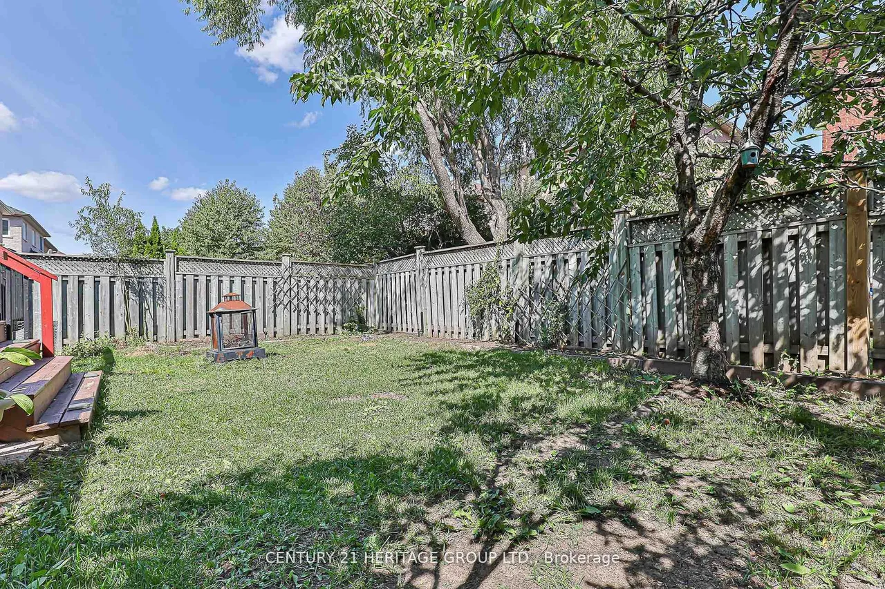 29 Eminence Road — photo 36