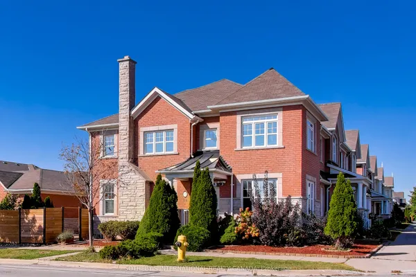 2 Frank Davis Street — photo 2