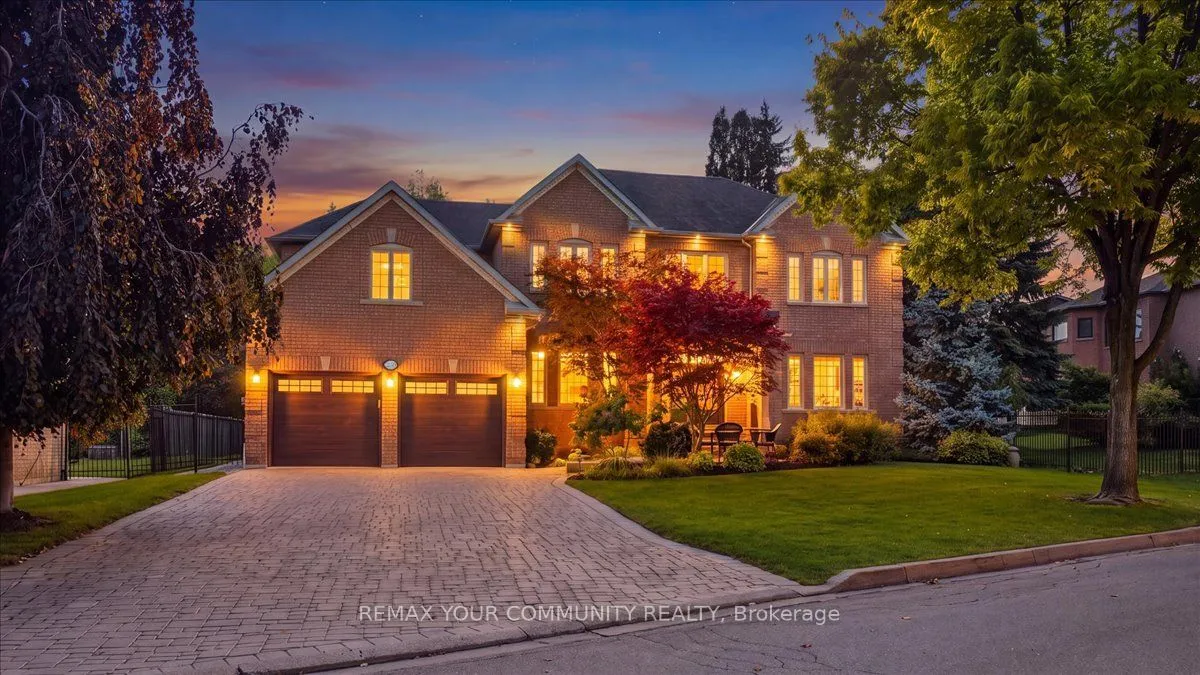 250 Roselawn Drive — photo 3