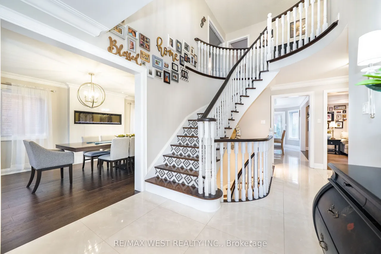 98 Arrowhead Drive — photo 3