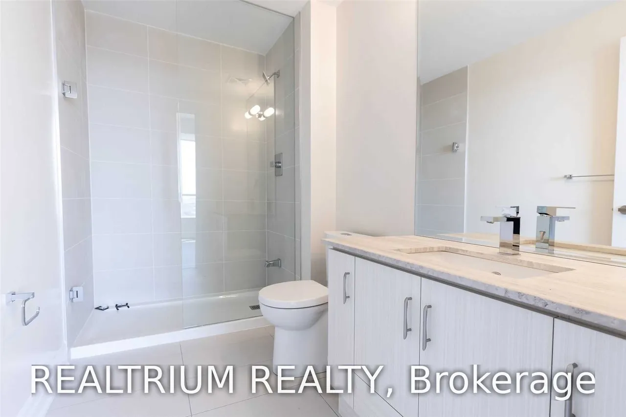 9075 Jane Street, Unit 1407 — photo 2