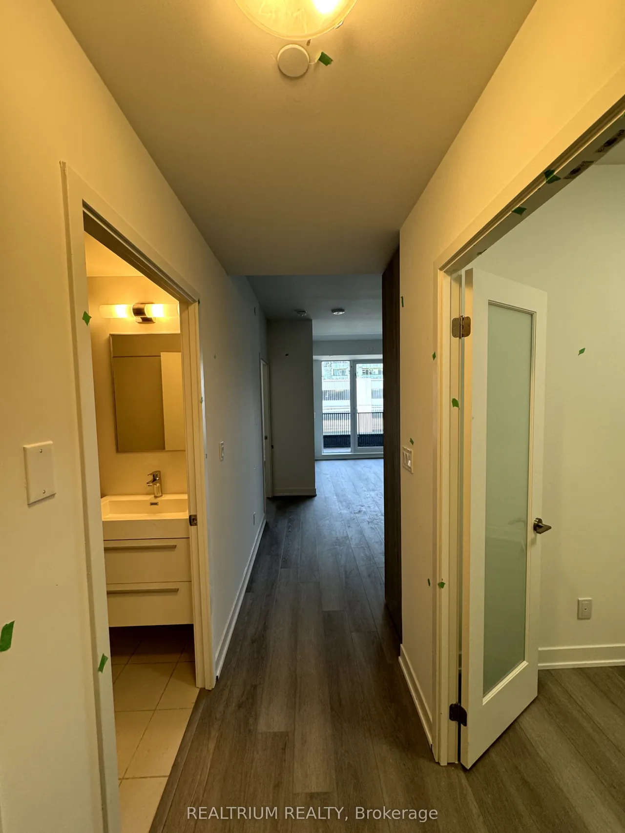 38 Simcoe Promenade, Unit 804 — photo 2