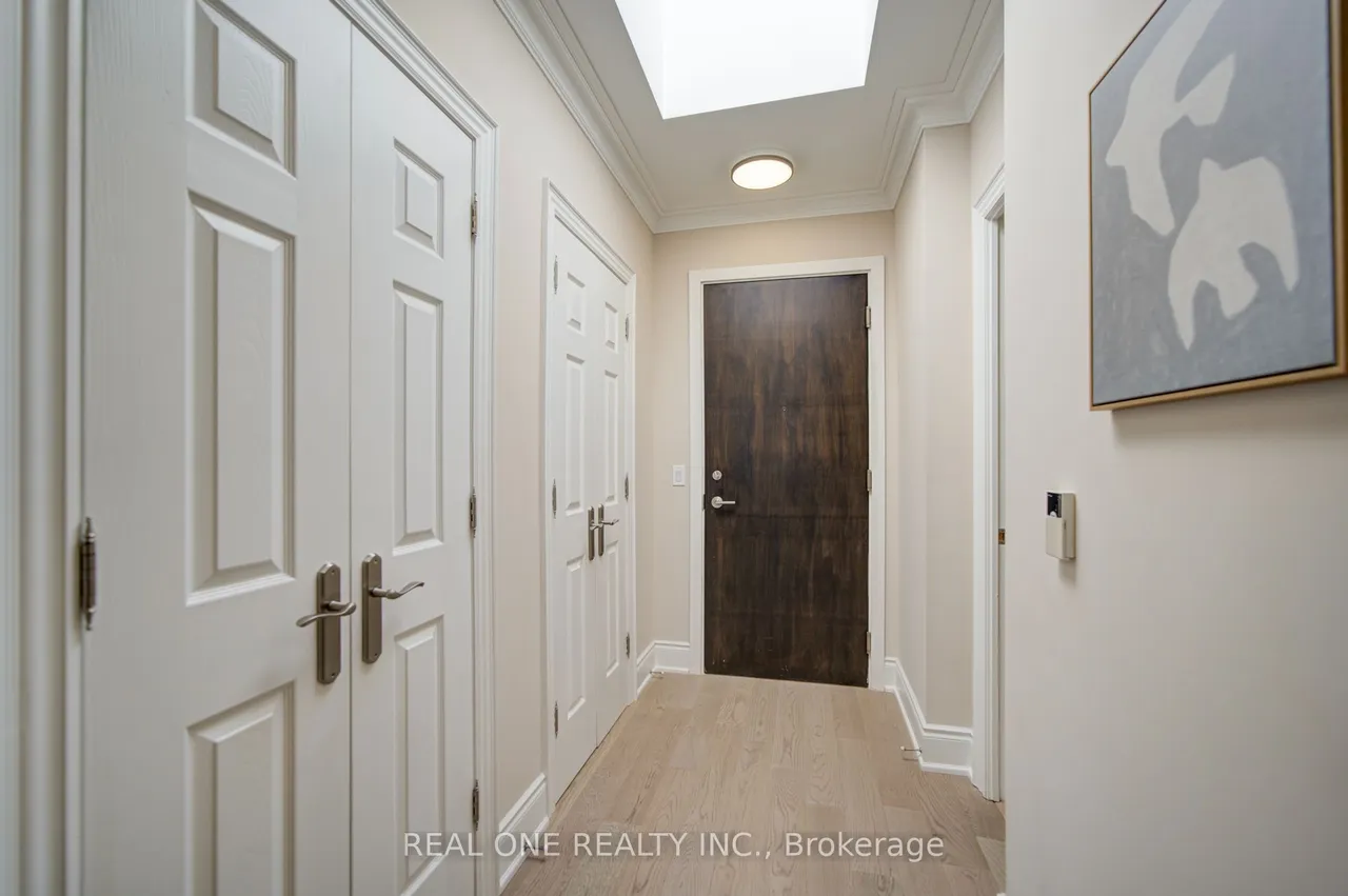 23 Cox Boulevard, Unit Ph55 — photo 3