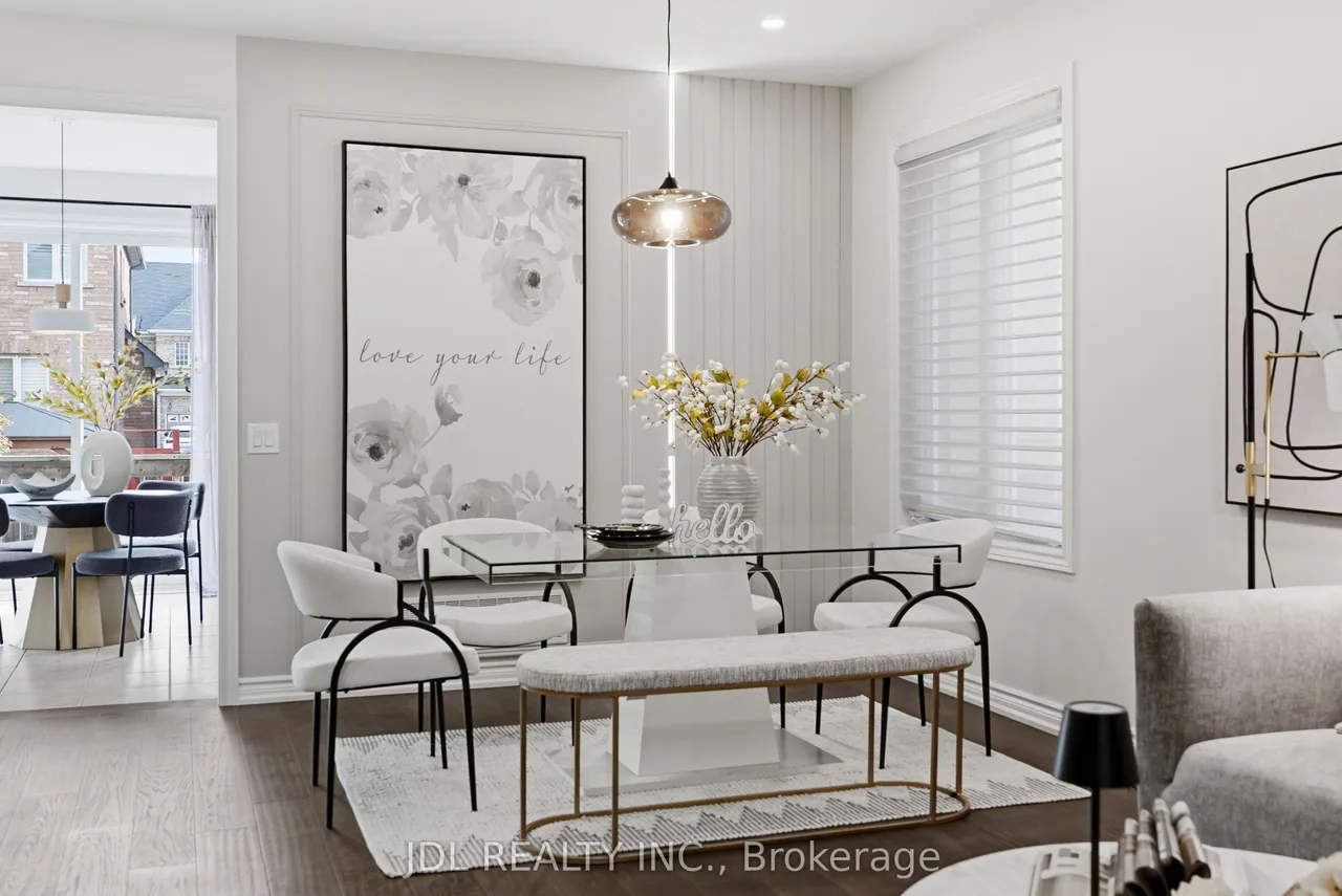 15 Beacon Point Street — photo 2