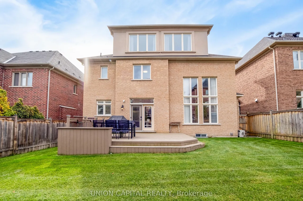 24 Royal West Road — photo 48