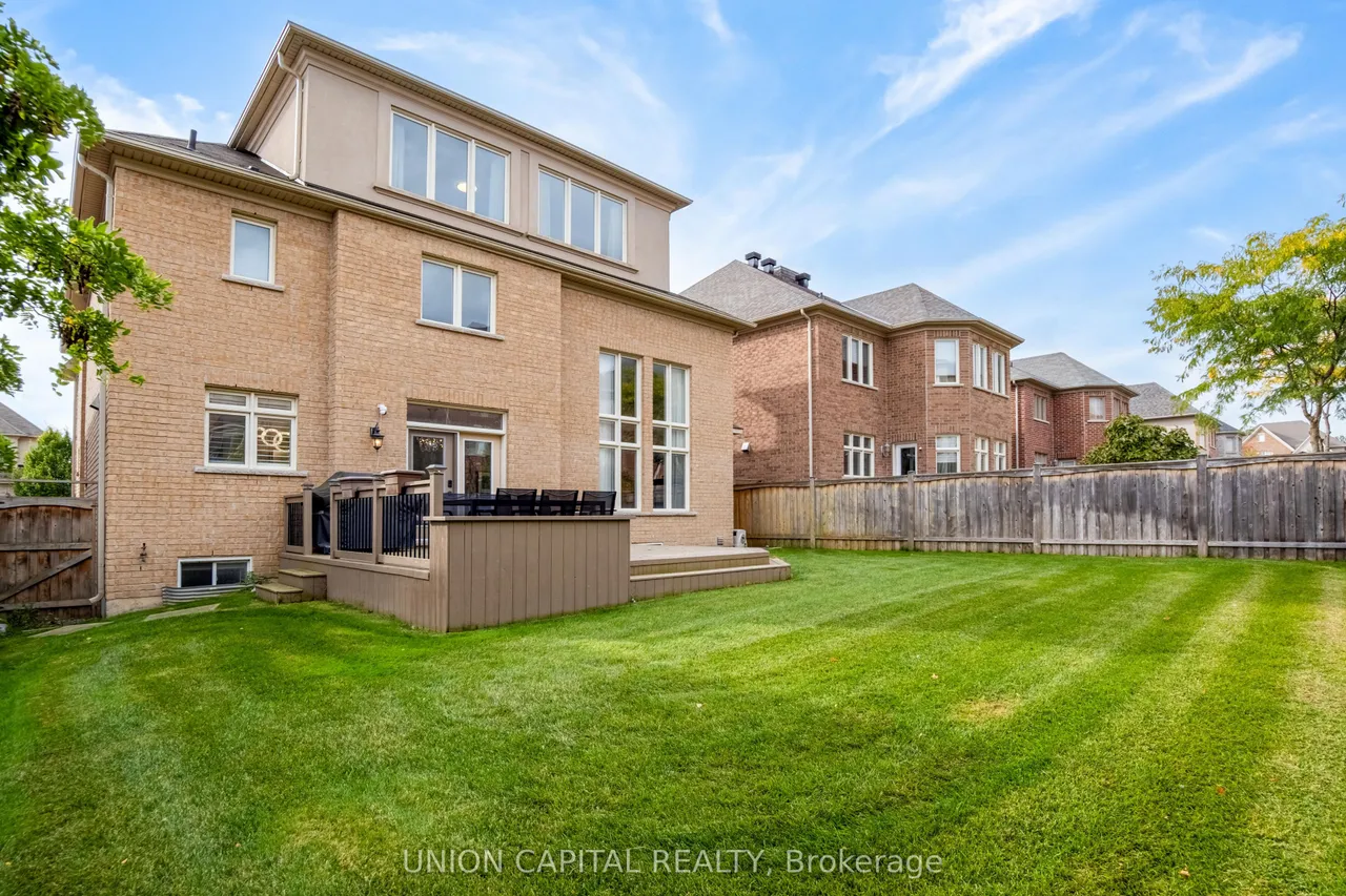 24 Royal West Road — photo 49