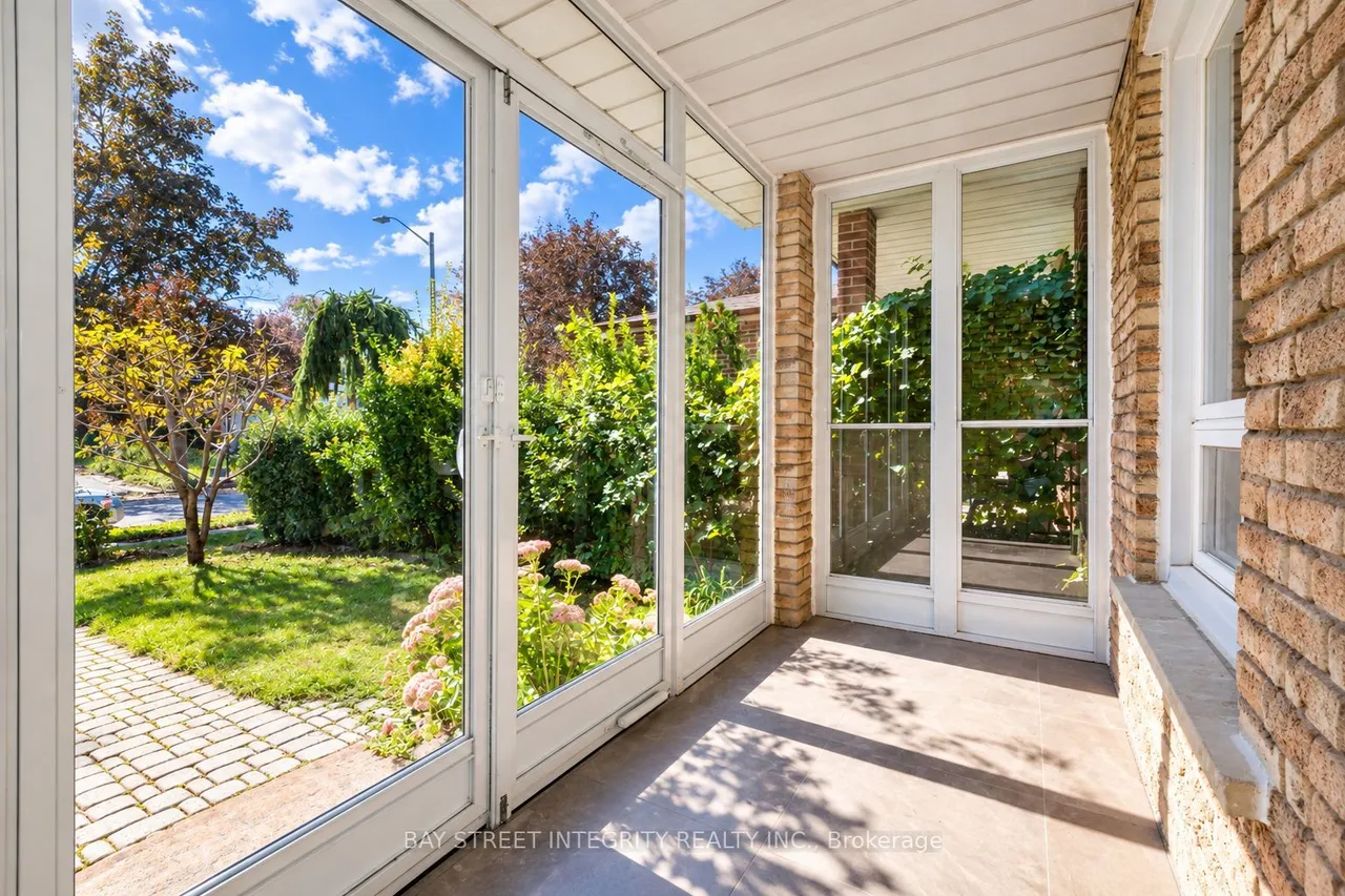 12 Charnwood Place — photo 3