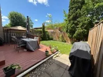 163 Mabley Crescent — photo 16