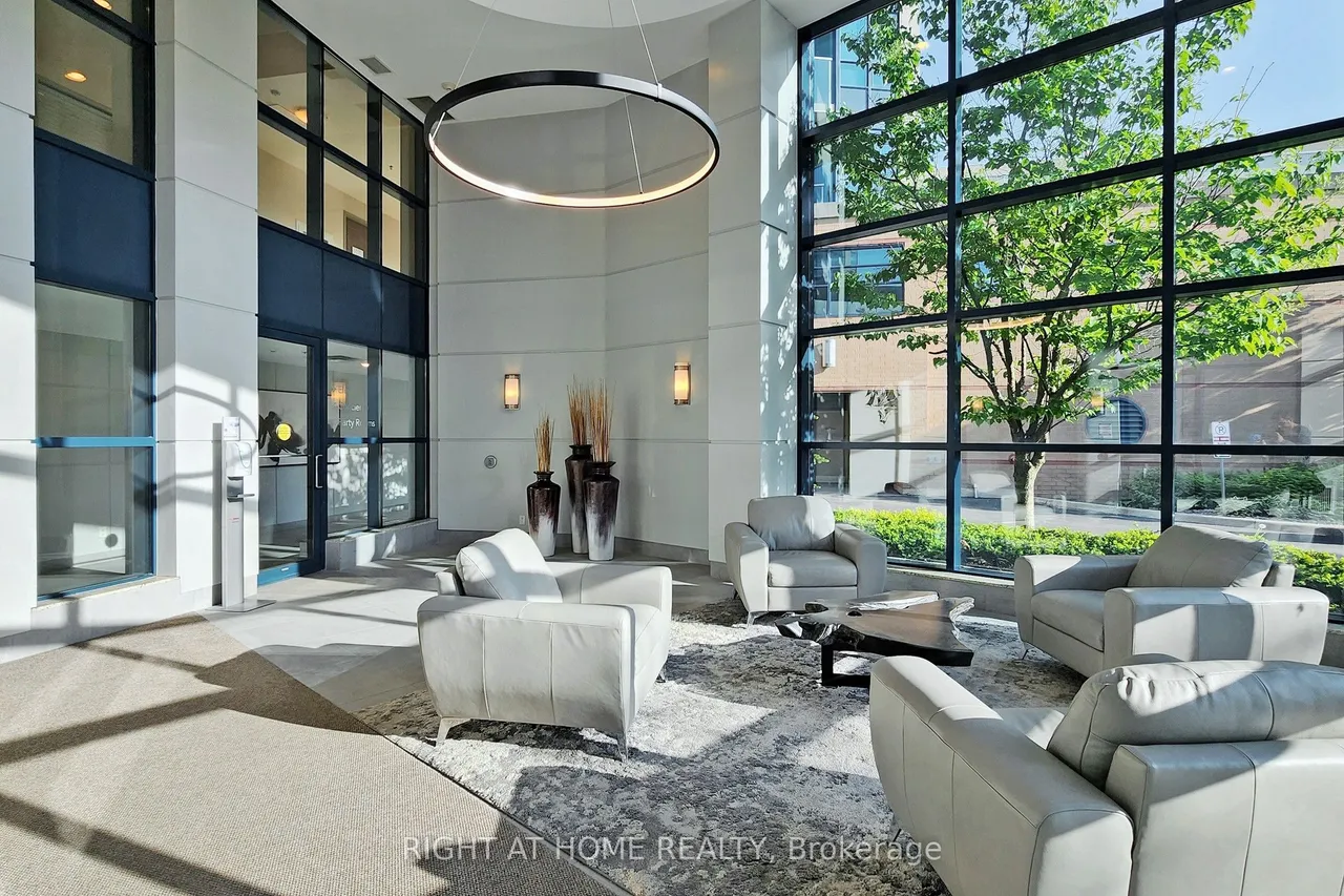 37 Ellen Street — photo 3