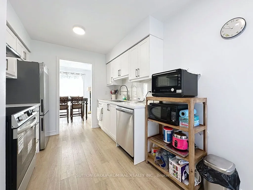 65 Delaney Crescent — photo 3
