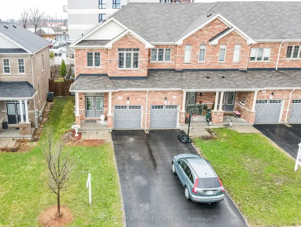52 Snelgrove Crescent — photo 2