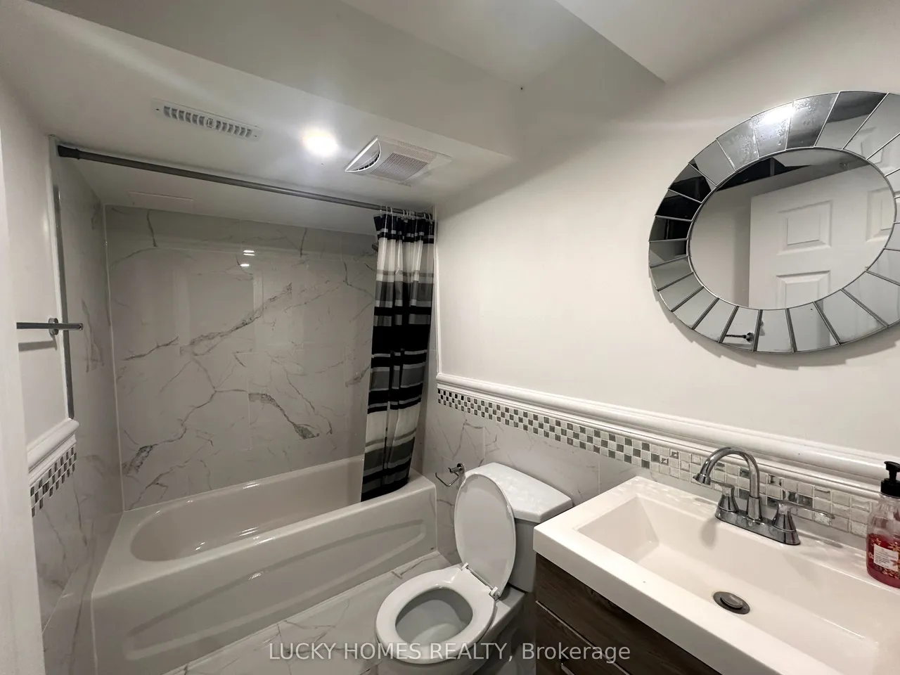 39 Laidlaw Drive — photo 18