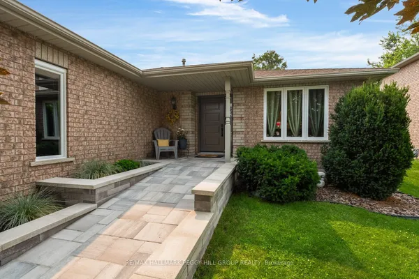 43 Nicklaus Drive — photo 2