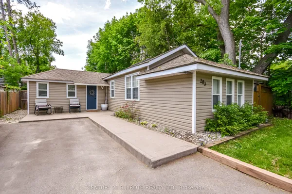 203 Southview Road — photo 2