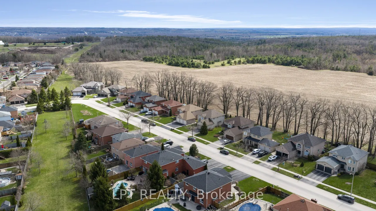 47 Northview Crescent — photo 46