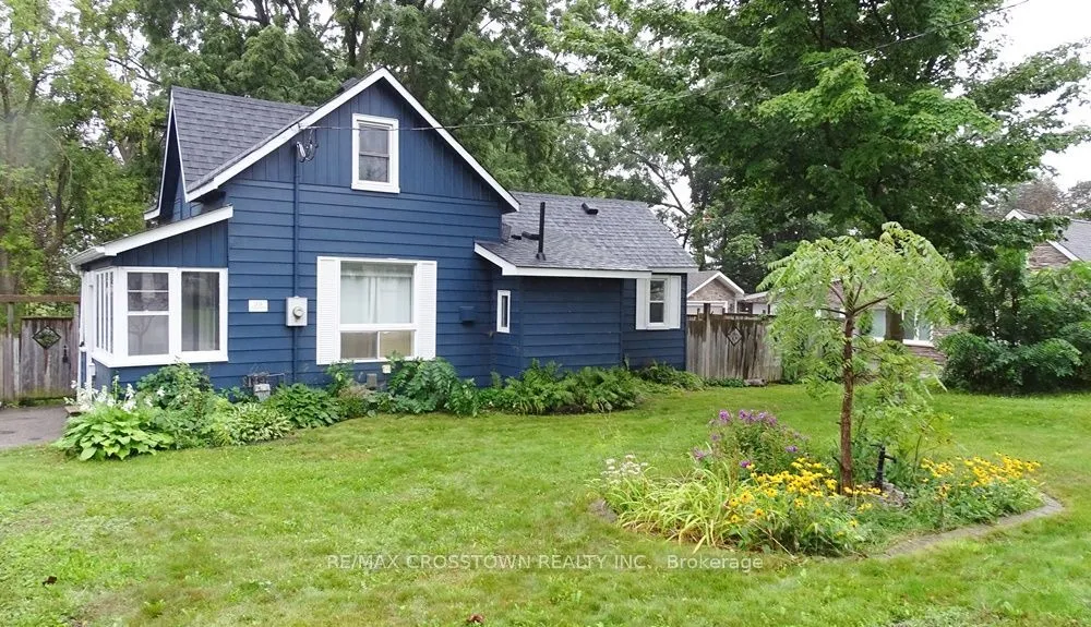 39 Grove Street W