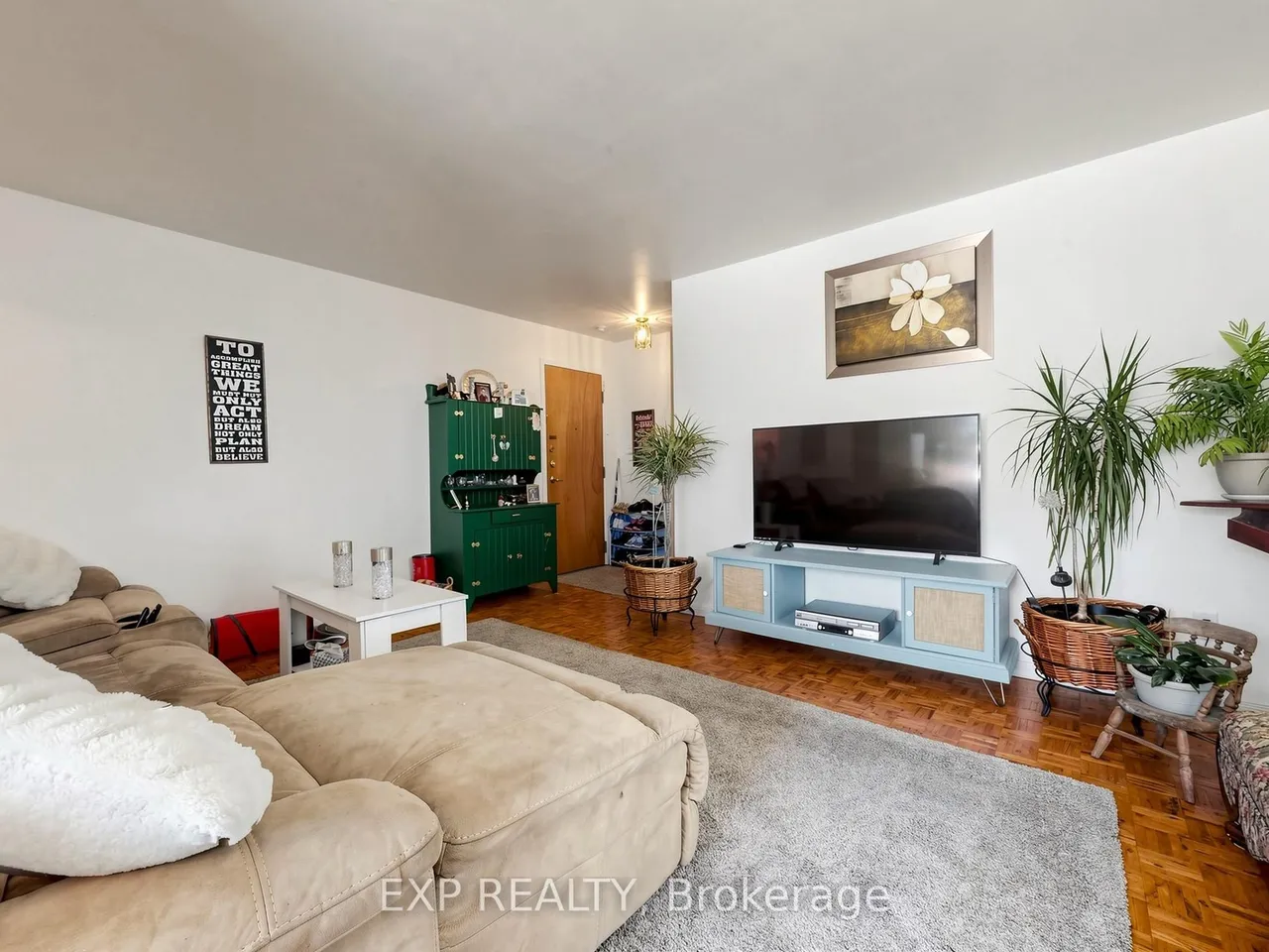 89 Donald Street — photo 50