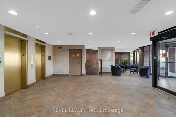 181 COLLIER Street — photo 2