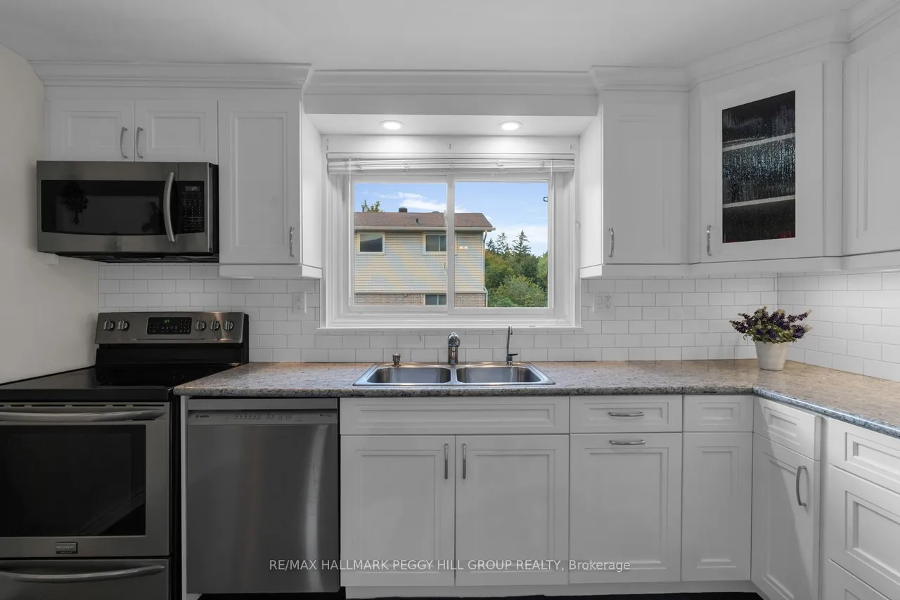 233 Innisfil Street — photo 3