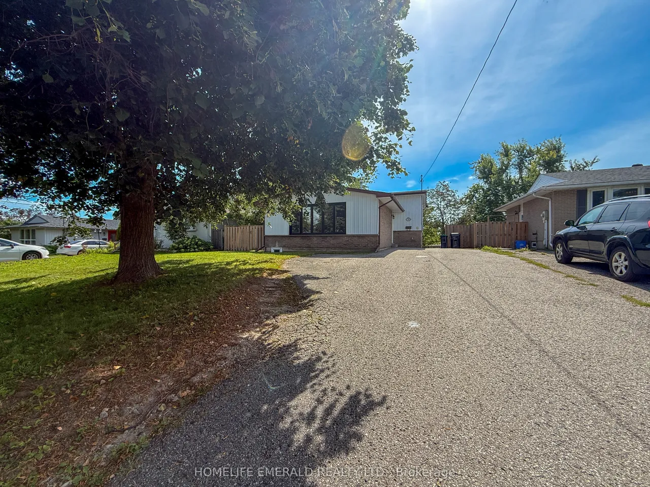 131 Cundles Road E — photo 46