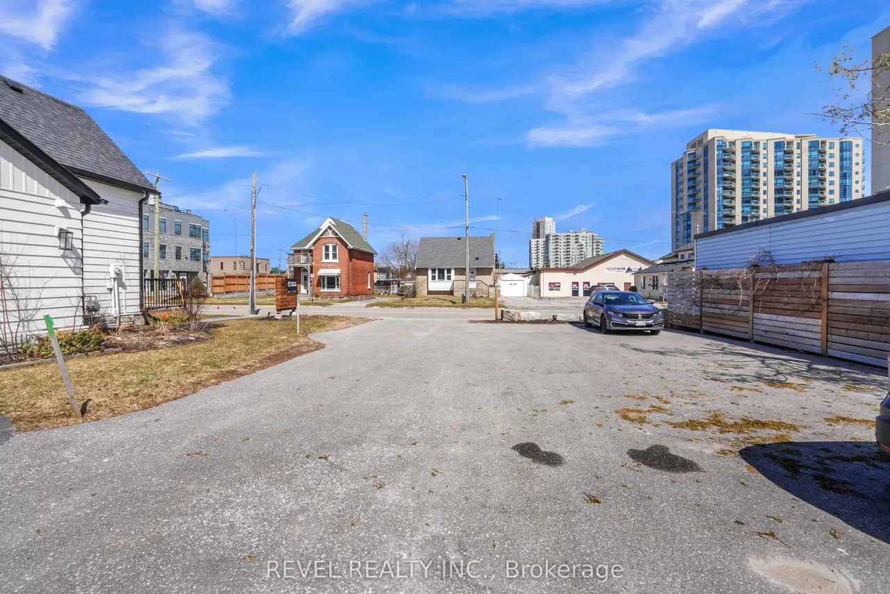 27 Victoria Street — photo 34