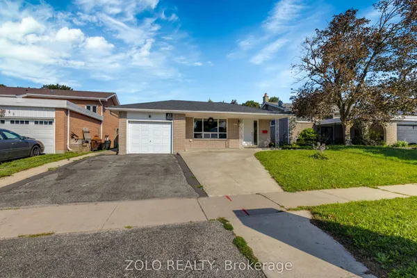 43 Davies Crescent — photo 2