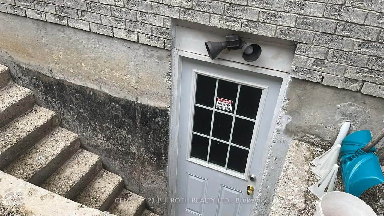 509 Grove Street E — photo 15