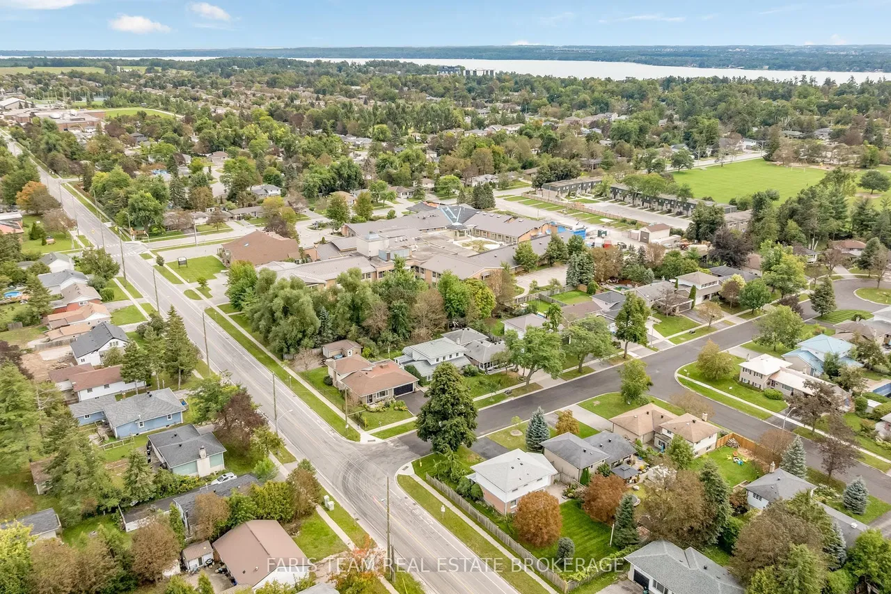 51 Davies Crescent — photo 43