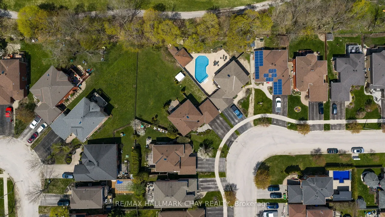 34 Crompton Drive — photo 36