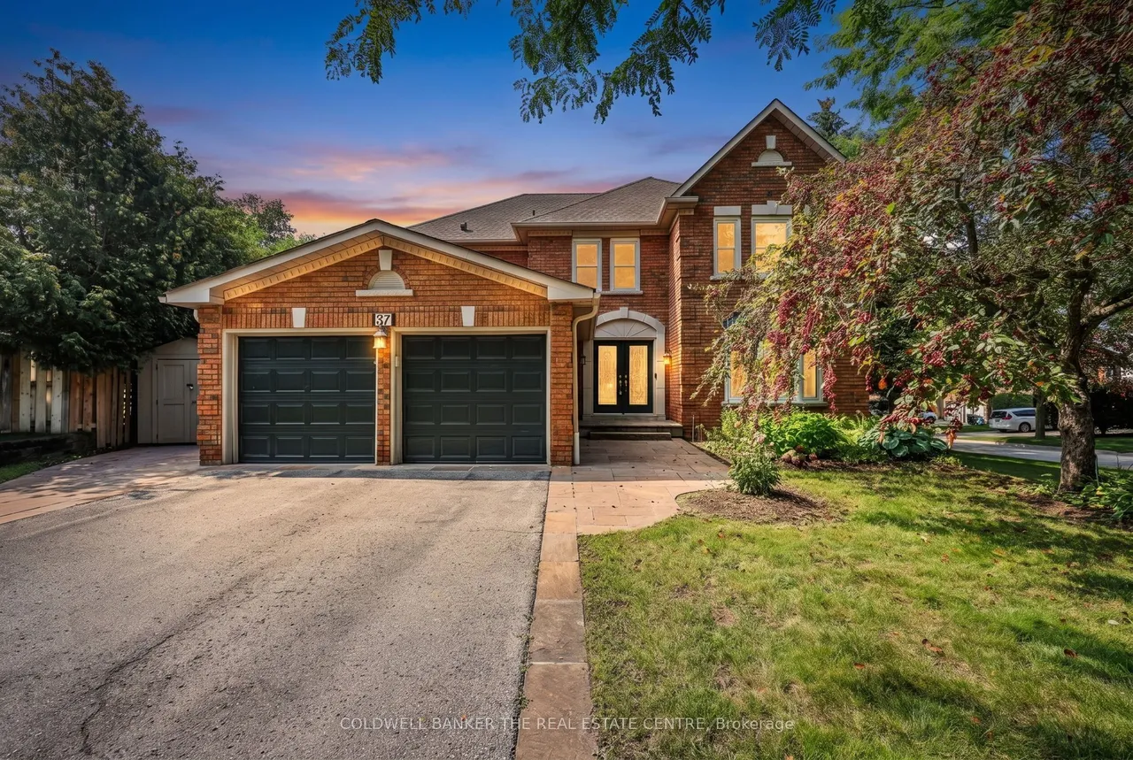 37 Falling Brook Drive