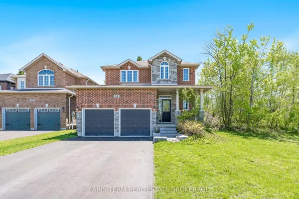 33 Auburn Court — photo 2