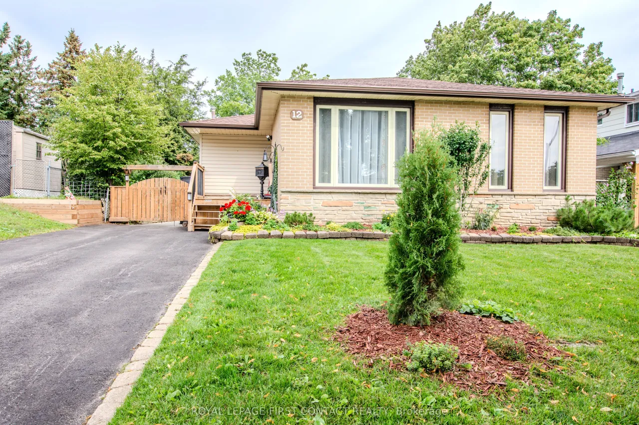 12 Daphne Crescent — photo 3