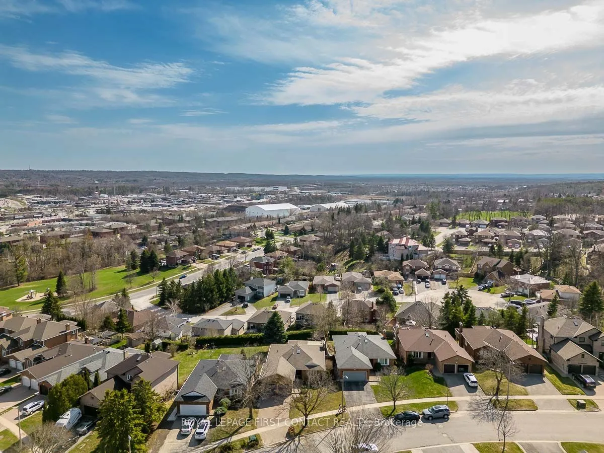 35 Gibbon Drive — photo 40