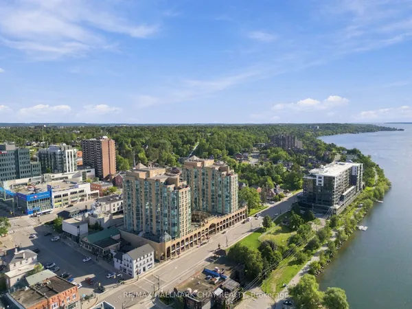 150 Dunlop Street E