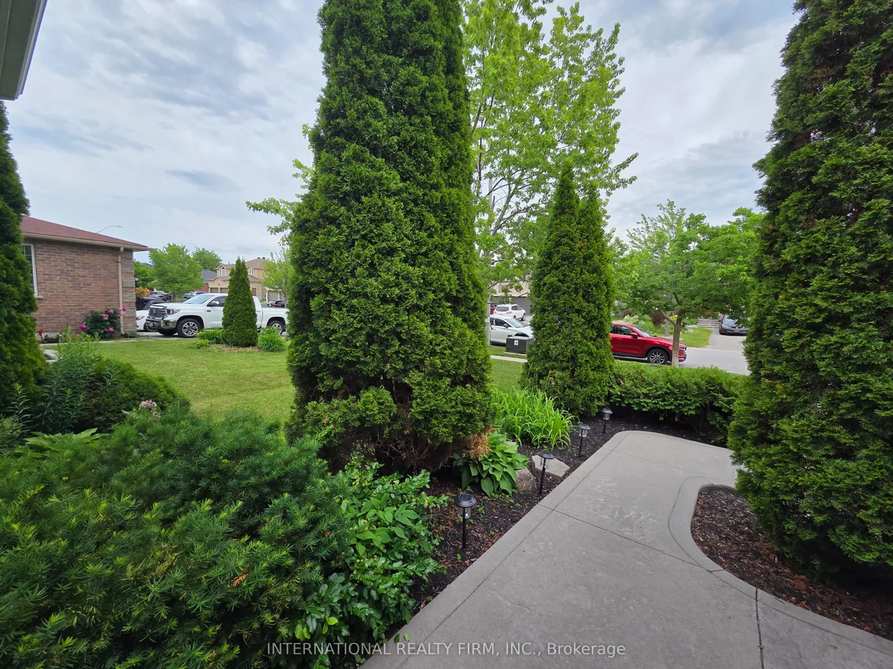 132 Esther Drive — photo 3