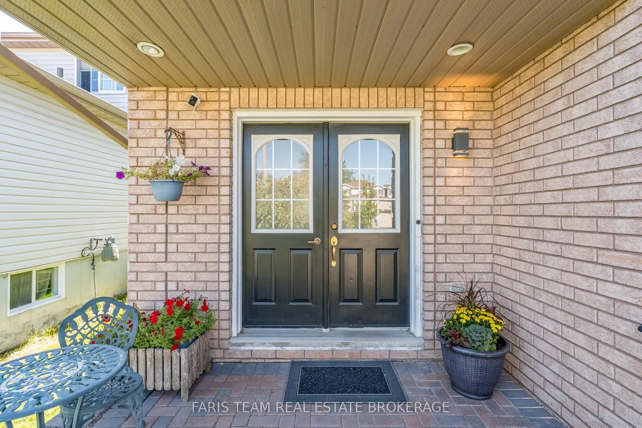 41 Willow Drive — photo 3