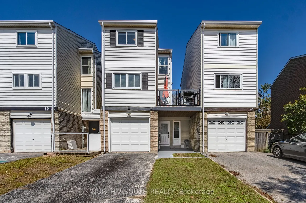 87 Scott Crescent