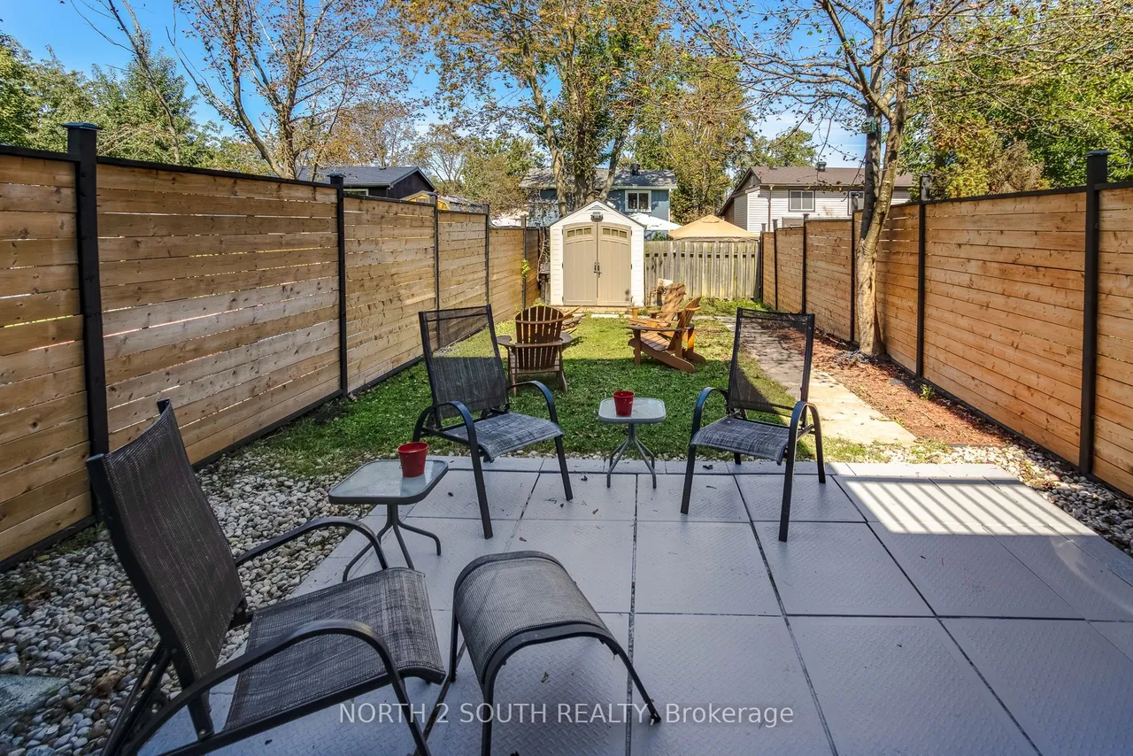 87 Scott Crescent — photo 35