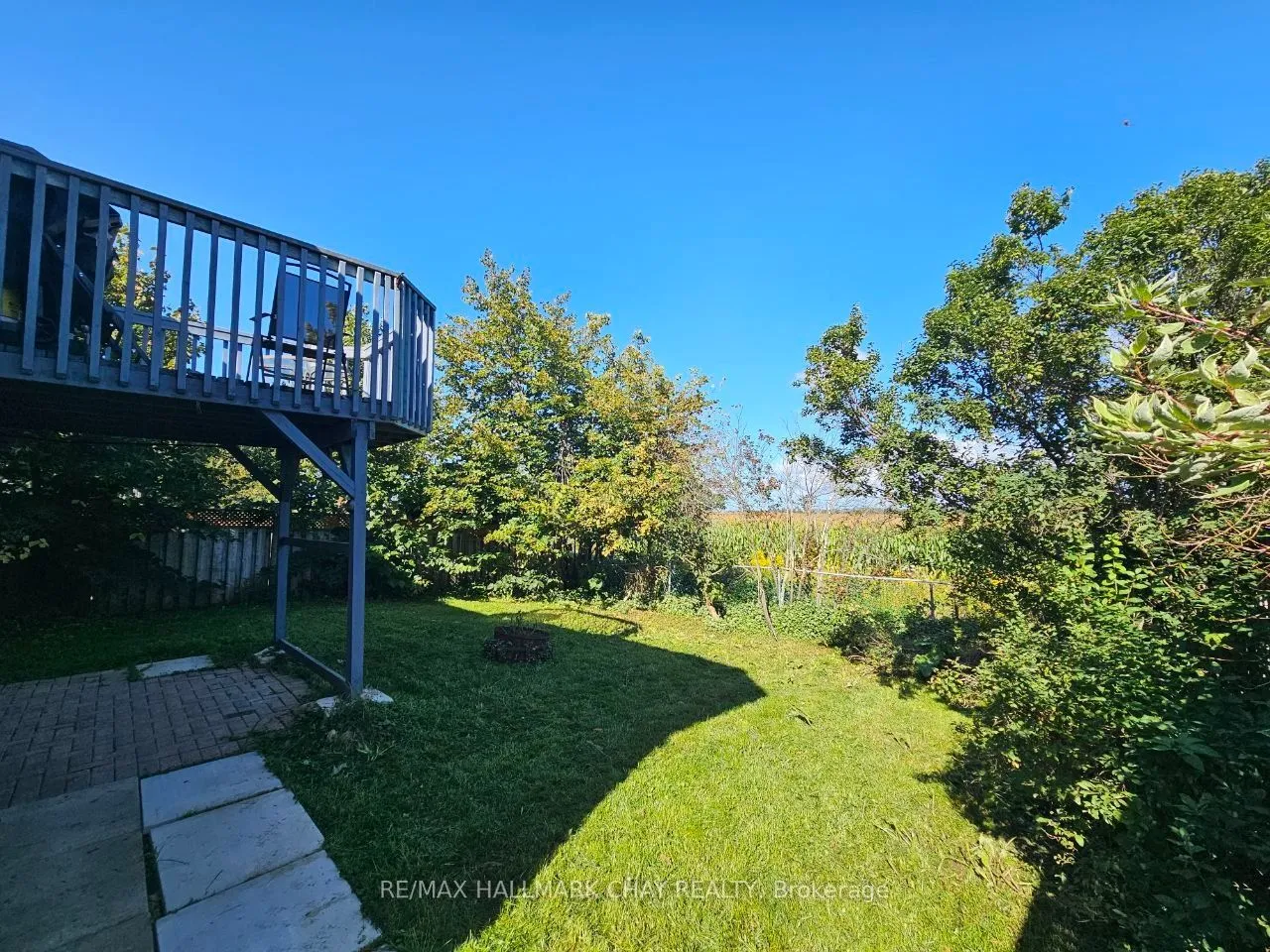23 Morton Crescent — photo 24