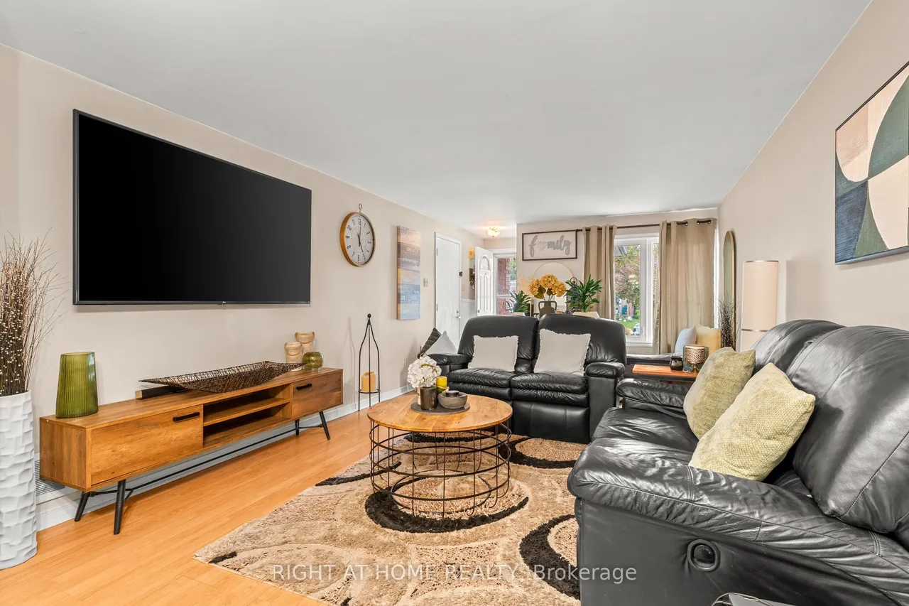 44 Ferguson Drive — photo 3