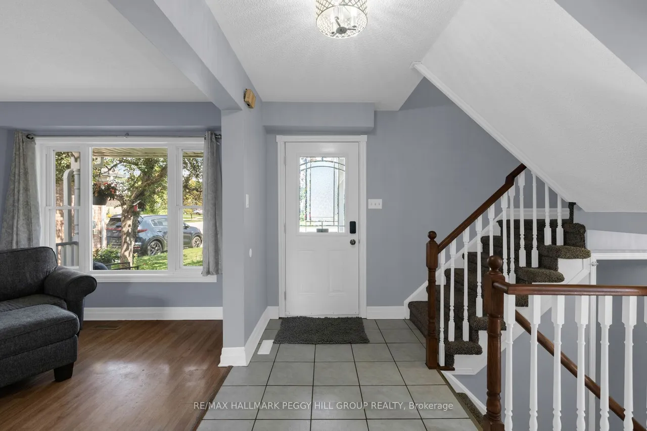 14 Copeman Crescent — photo 3