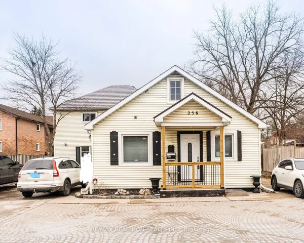 256 Dunlop Street W