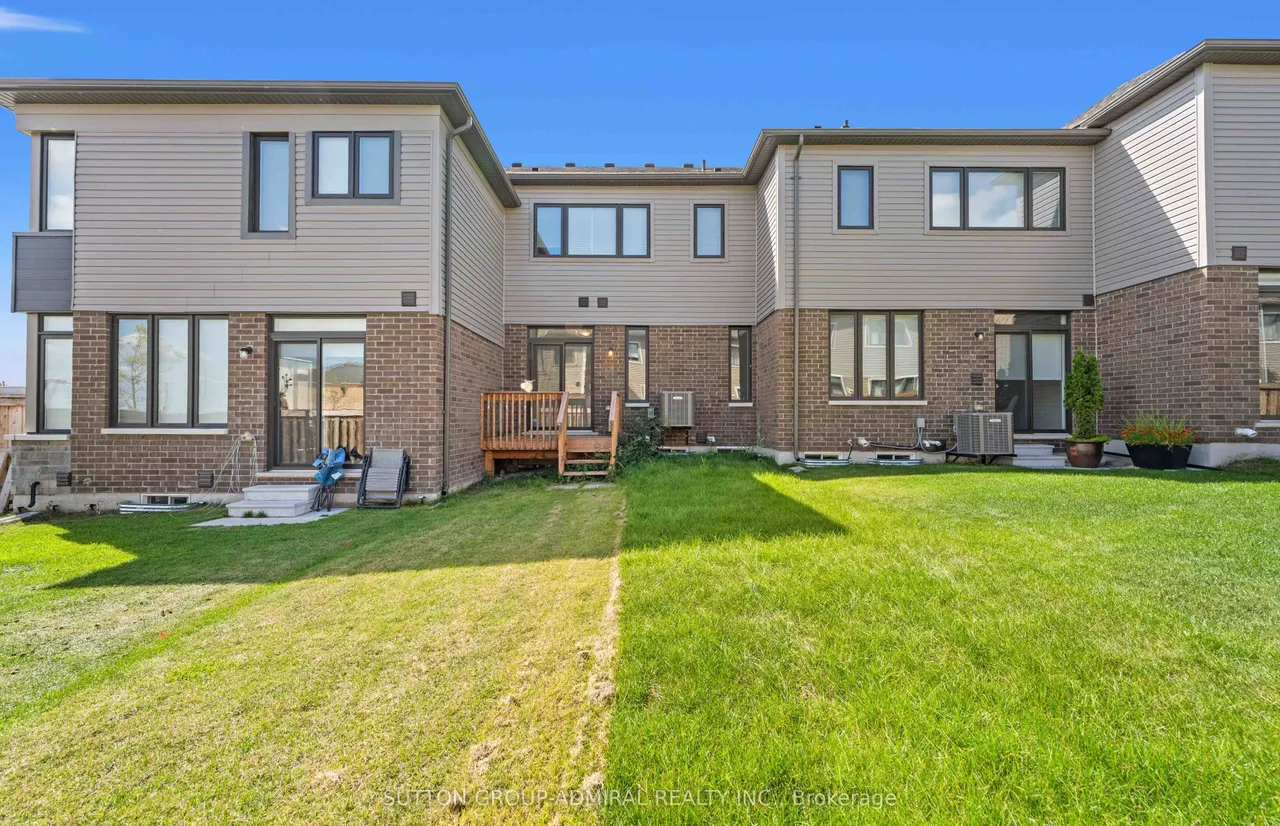 4 Rochester Drive — photo 49